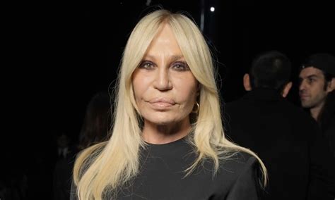 donatella versace lesbica|Donatella Versace shares powerful support for trans people.